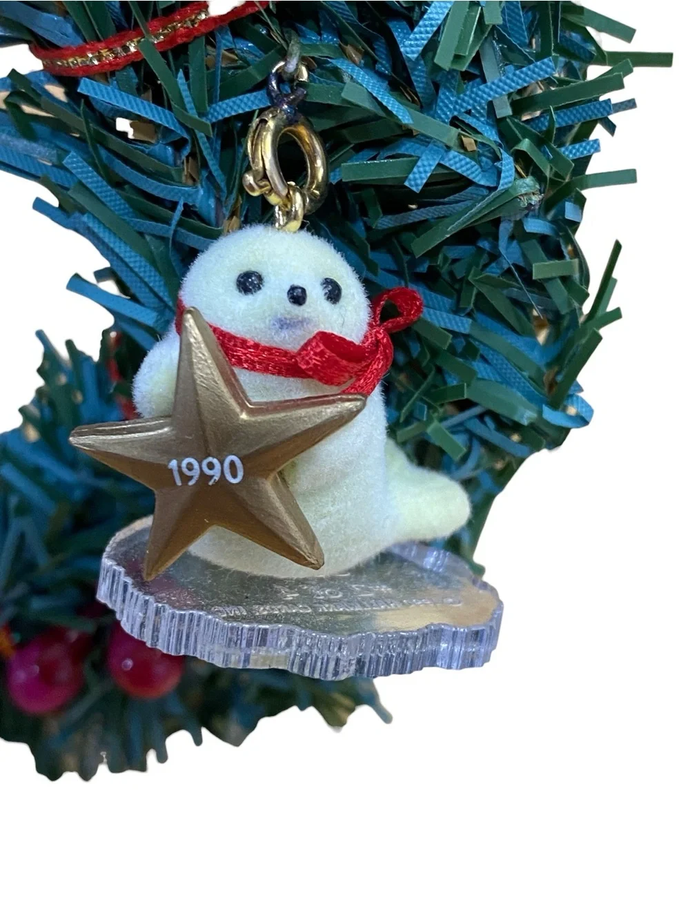 Hallmark 1990 Little Frosty Friends Mini Wreath with Ornaments